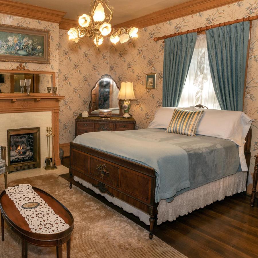 South Broadway Manor B&B - Near Fallingwater, Ohiopyle State Park, Hiking & Biking Trails Gap Scottdale Buitenkant foto