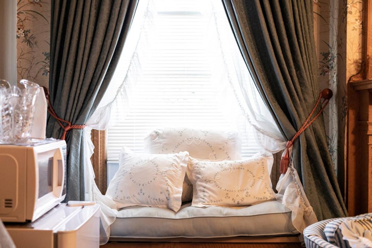 South Broadway Manor B&B - Near Fallingwater, Ohiopyle State Park, Hiking & Biking Trails Gap Scottdale Buitenkant foto